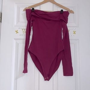 💕 Forever 21 Fuchsia Off-the-shoulder Bodysuit 💕
